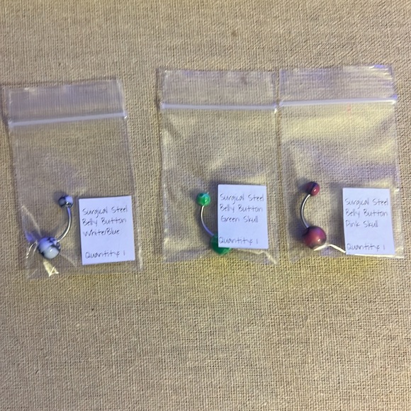 Belly button ring - Picture 5 of 5